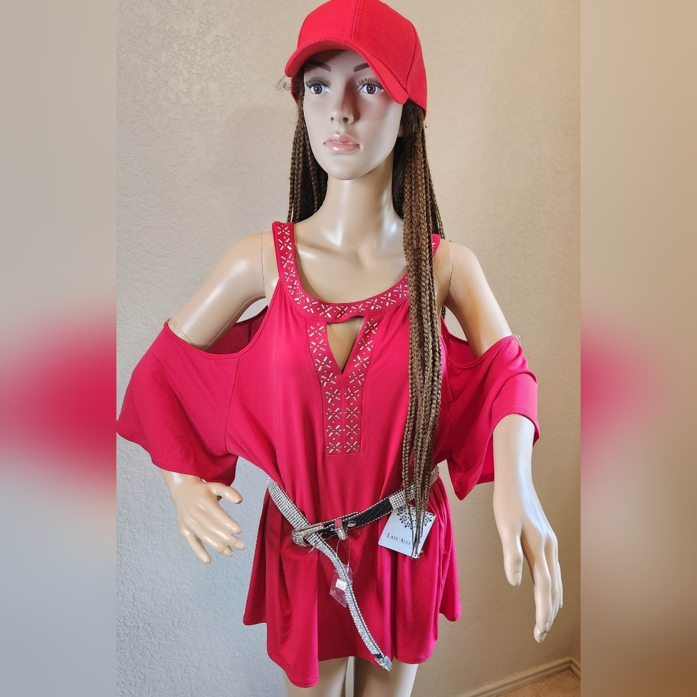 Beautiful shirt with western belt